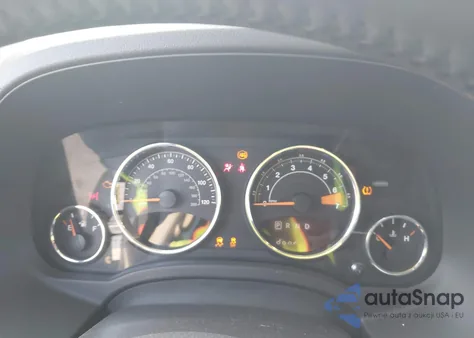 2017 Jeep Compass Latitude Fwd z USA, uszkodzony, nr VIN 1C4NJCEB1HD210917